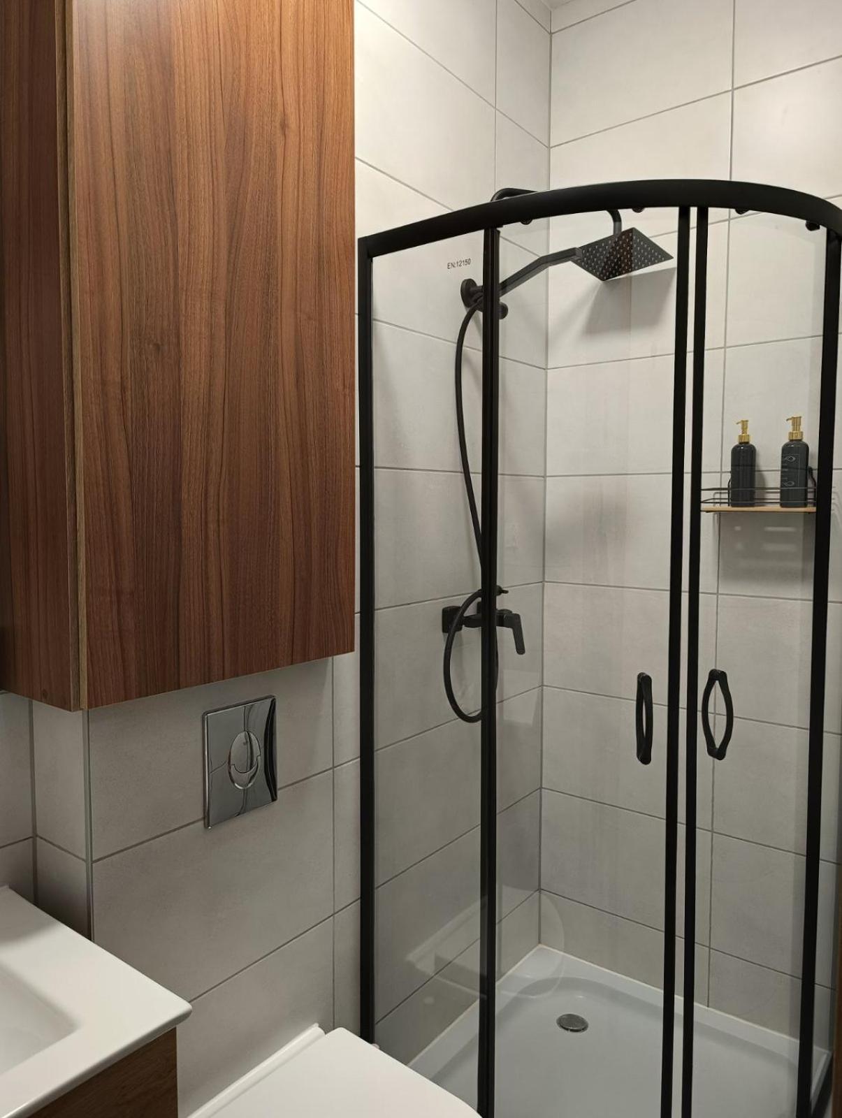 ז'שוב Mh Apartments A.Towarnickiego מראה חיצוני תמונה