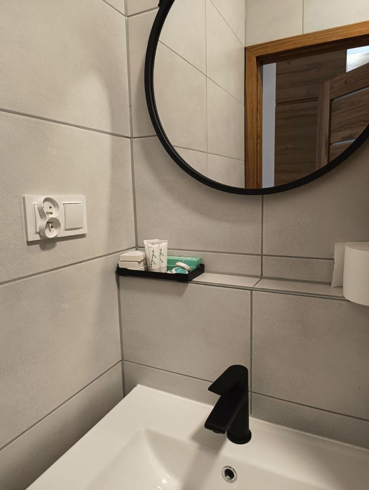 ז'שוב Mh Apartments A.Towarnickiego מראה חיצוני תמונה